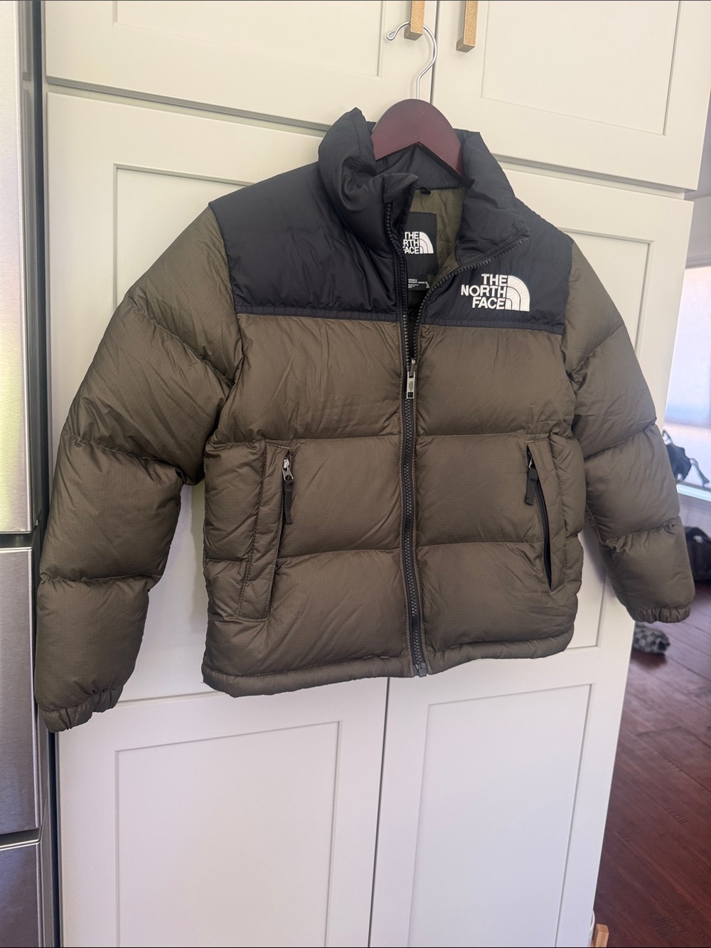 The North Face Youth Unisex Olive Green/Black Nuptse-Style Puffer Jacket (10) M